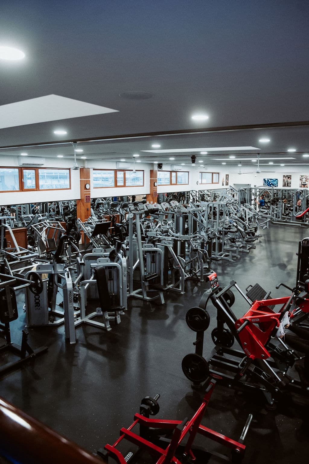 A Next Fitness II. edzőterem gépterme madártávlatból
