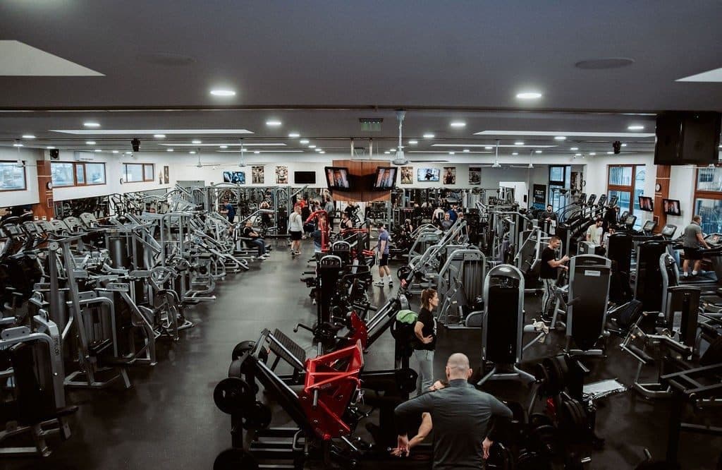 A Next Fitness II. edzőterem gépterme madártávlatból